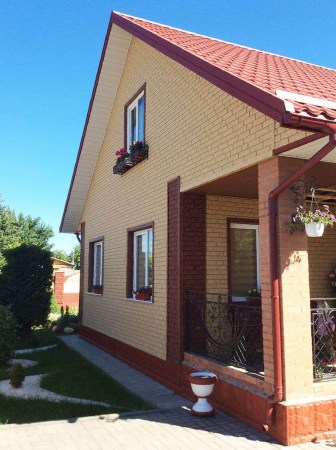 stoun-haus-kirpich-foto-21